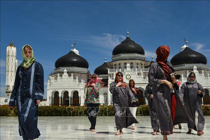 Tôn giáo ở Indonesia - Trang phục đạo Hồi ở Indonesia