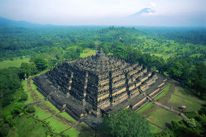 Tôn giáo ở Indonesia - Đền Borobudur 
