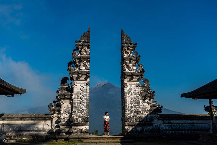 Đền Lempuyang -Một góc chụp khác tại cổng trời Bali.