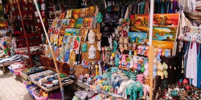 Chợ đêm Sanur - Các mặt hàng thủ công mỹ nghệ truyền thống.