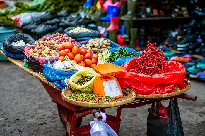 Chợ đêm Sanur - Mặt hàng thực phẩm tại chợ. 