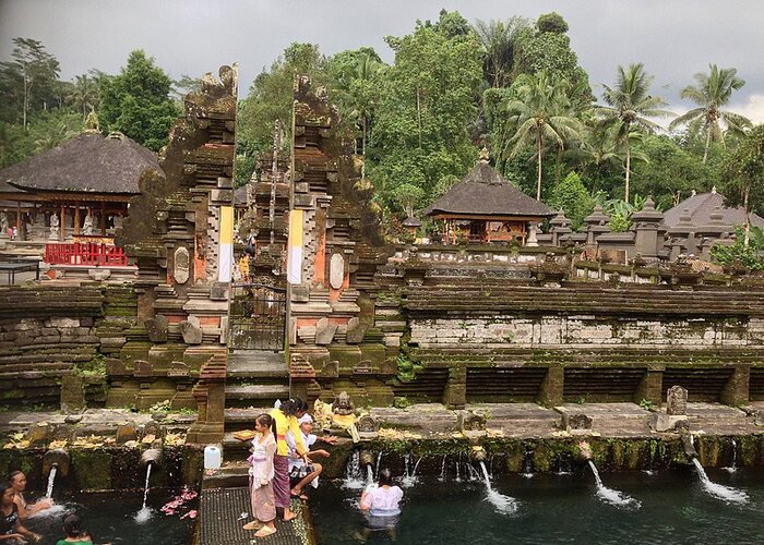 Đền suối thiêng Tampak Siring - Độc đáo trước vẻ đẹp của ngôi đền tâm linh và nổi tiếng tại Bali