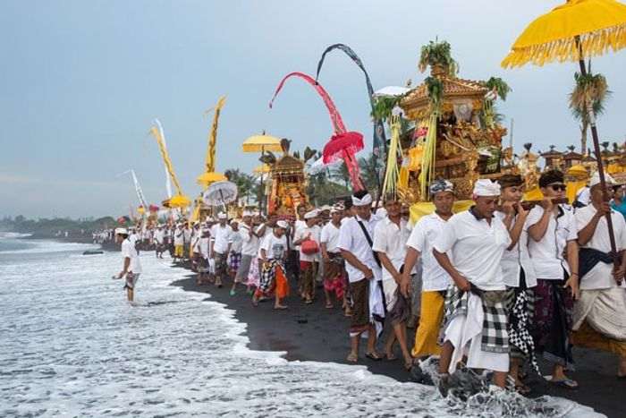 Du lịch Bali tháng 12 - Lễ hội năm mới 