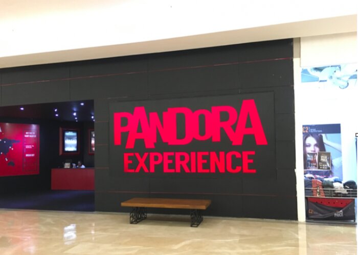 Kuta Bali có gì chơi - Khu vui chơi Pandora Experience Bali mới lạ với những trò chơi thoát hiểm thú vị.