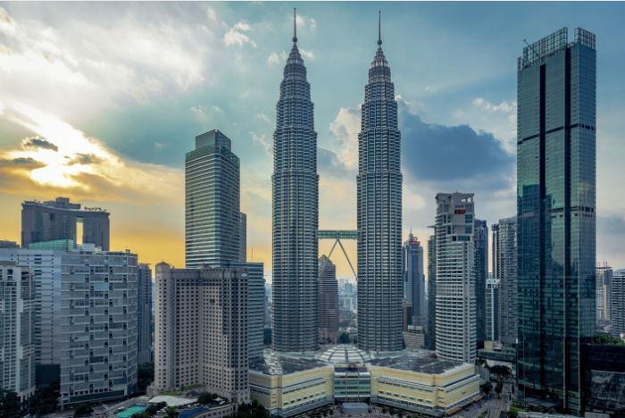 Kinh nghiệm du lịch Kuala Lumpur - Tòa tháp đôi cao nhất thế giới đến thời điểm hiện tại