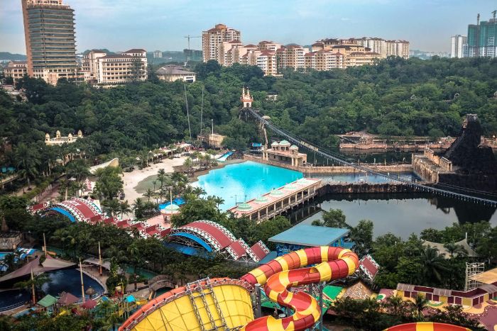 Kinh nghiệm du lịch Kuala Lumpur - Bạn phải dành cả ít nhất nửa ngày để khám phá các trò chơi tại công viên nước này