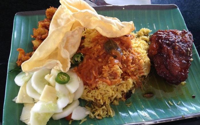 Kinh nghiệm du lịch Kuala Lumpur - Cơm Nasi Kandar mang hơi hướng ẩm thực Ấn Độ