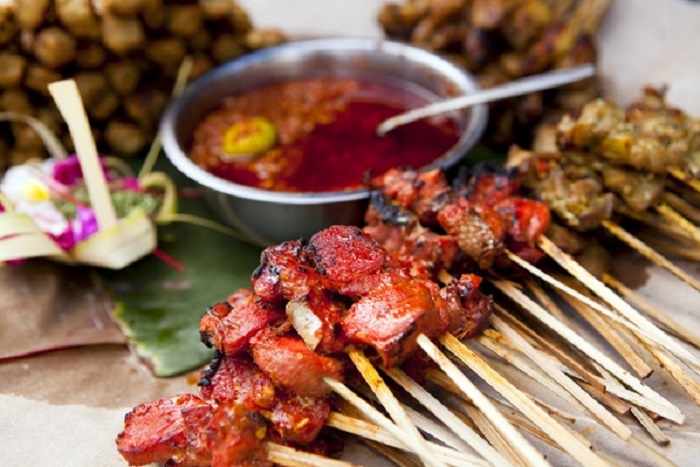 Ăn gì ở Chinatown Kuala Lumpur -Thịt xiên Satay mang vị ngon khó cưỡng
