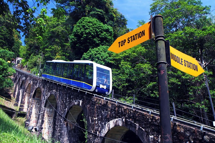 Kinh nghiệm đi Penang Hill - Đến Penang Hill bằng tàu điện