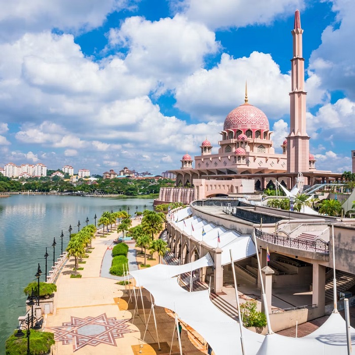 Thành phố mới Putrajaya: Thiên đường du lịch mới nổi tại Malaysia