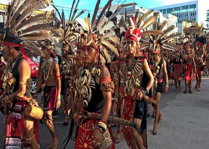 Lễ hội hồi giáo ở Malaysia - Khung cảnh đường phố khi lễ hội Sarawak Gawai diễn ra