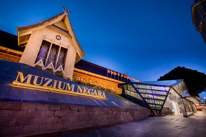 Du lịch Kuala Lumpur 2 ngày -Bảo tàng quốc gia - Sự kết hợp giữa truyền thống và hiện đại 