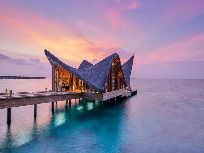 Kinh nghiệm du lịch Maldives - Khung cảnh đẹp nhơ mơ tại Maldives. 