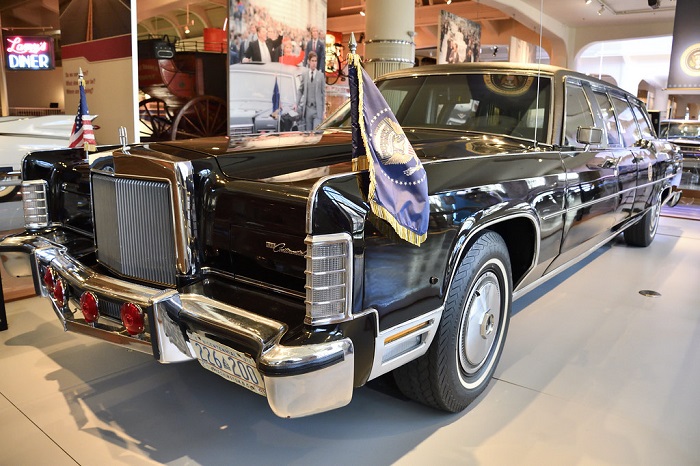 Du lịch Detroit - Henry Ford Museum cùng những chiếc xe "vô giá" bởi có tiền cũng không mua được