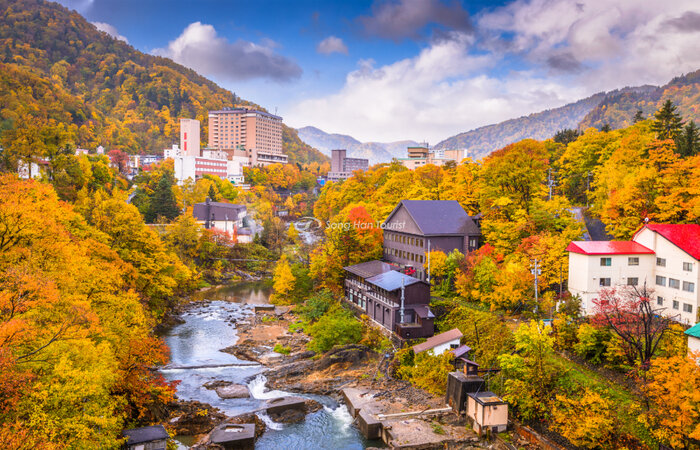 Du lịch Nhật Bản mùa thu - Các bạn sẽ có thể  tham quan  các địa điểm đẹp và chụp hình để lưu giữ kỷ niệm