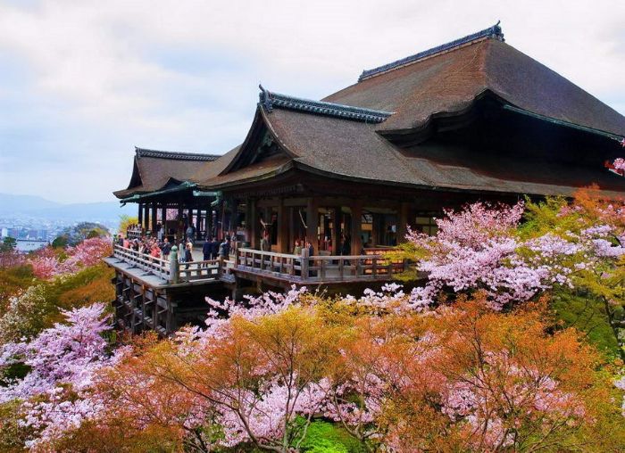 Khám phá ngôi đền Kiyomizu - Dera cổ kính, đẹp nhất Kyoto