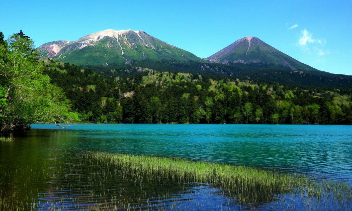 Hồ Kussharo ở vườn quốc gia Akan - Nguồn: Japan Travel