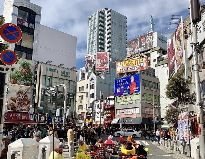 Amemura, địa điểm mua sắm ở Osaka