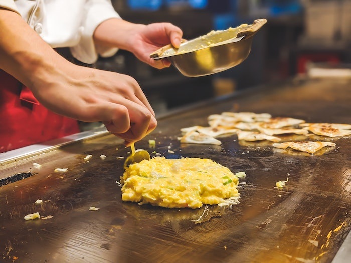 Okonomiyaki, ăn gì ở Osaka