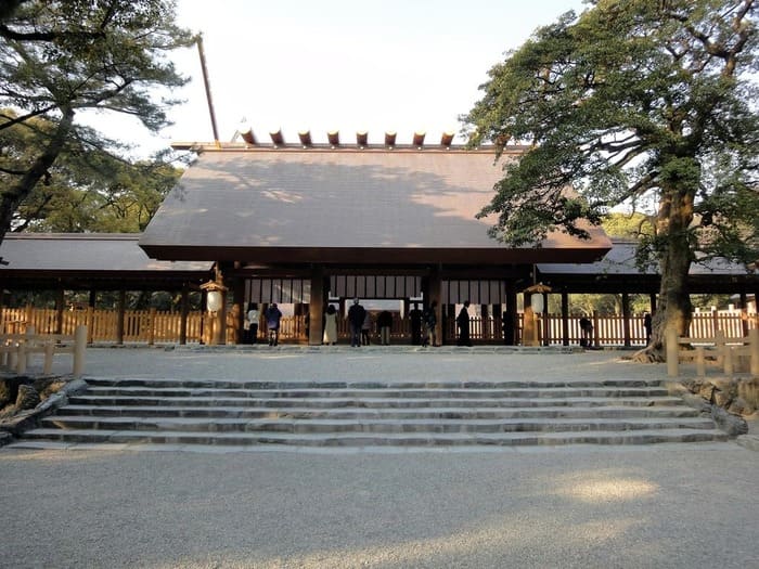 Địa điểm du lịch Aichi - Khuôn viên rộng lớn đón lượng du khách lớn