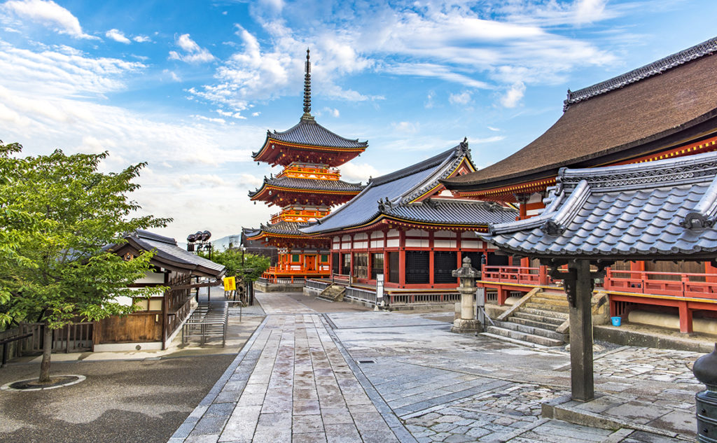 Cố đô Kyoto là địa điểm du lịch Nhật Bản giúp khám phá những giá trị truyền thống lâu đời 