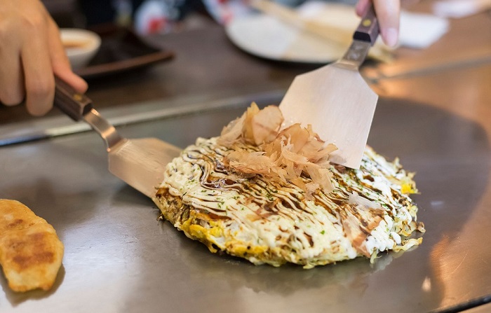 Okonomiyaki, ăn gì ở Osaka