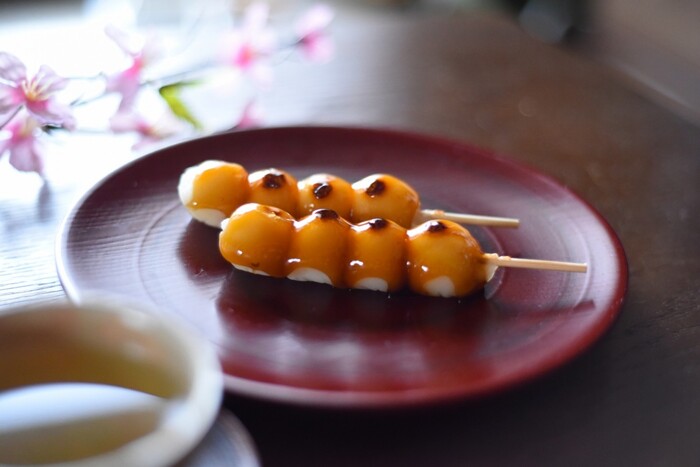 Món ăn đường phố Nhật Bản - Dango dẻo thơm như chiếc bánh Mochi