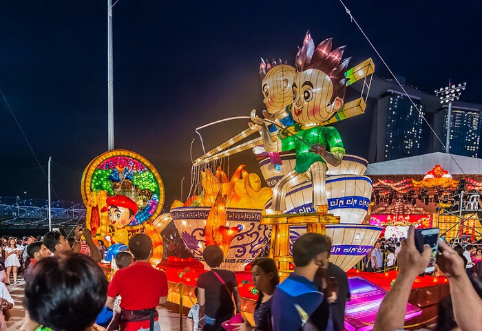 Trải nghiệm lễ hội river hongbao khi dulichj Singapore tháng 3