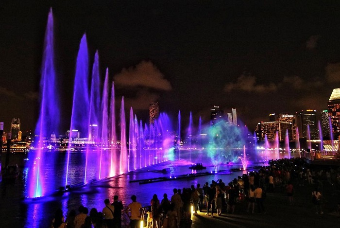 Kinh nghiệm du lịch Singapore 4 ngày 3 đêm - Spectra Show.