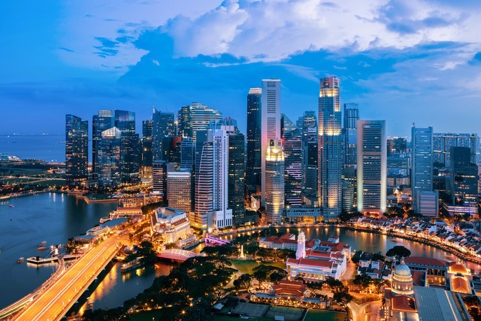Văn hóa giao tiếp của người Singapore - Thành phố sư tử biến xinh đẹp và mến khách Singapore về đêm.