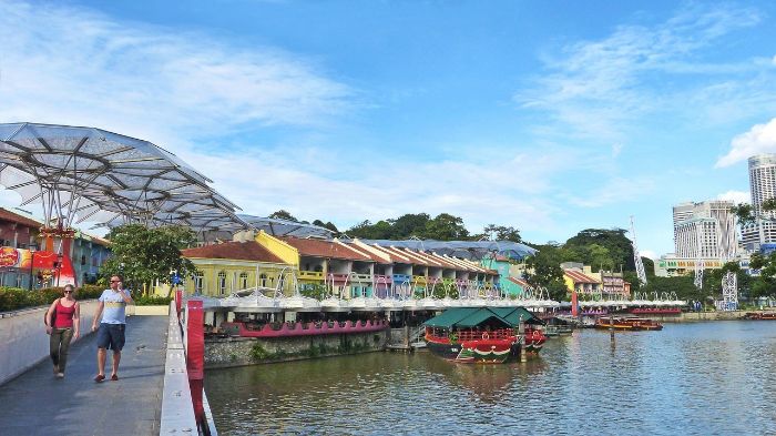 Các điểm tham quan miễn phí ở Singapore - Thăm quan thành phố giải trí bên sông Clarke quay
