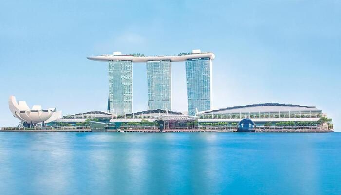 Marina Bay địa điểm du lịch với những khu vui chơi hàng đầu Singapore.