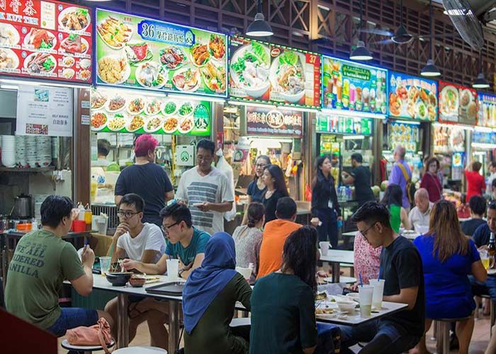 Khu ăn uống bình dân tại Singapore -