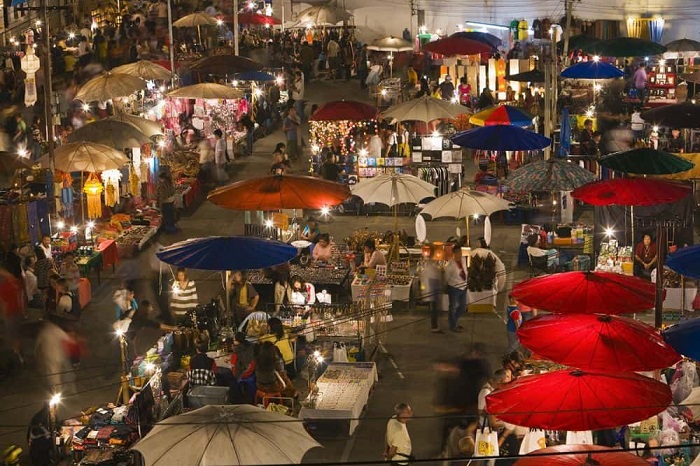 Kinh nghiệm du lịch Chiang Mai - Khu vực Night Bazaar