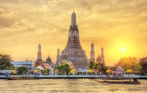 Địa điểm du lịch Thái Lan - Ngôi chùa linh thiêng nhất Thái Lan