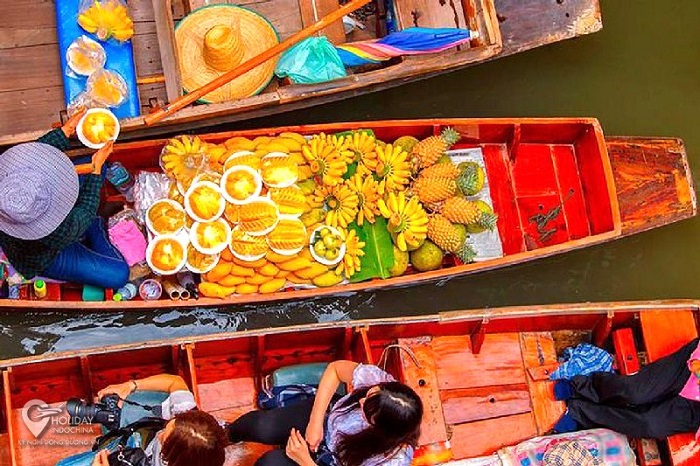 Địa điểm du lịch Thái Lan - Cảnh buôn bán tập nấp Chợ nổi Damnoen Saduak