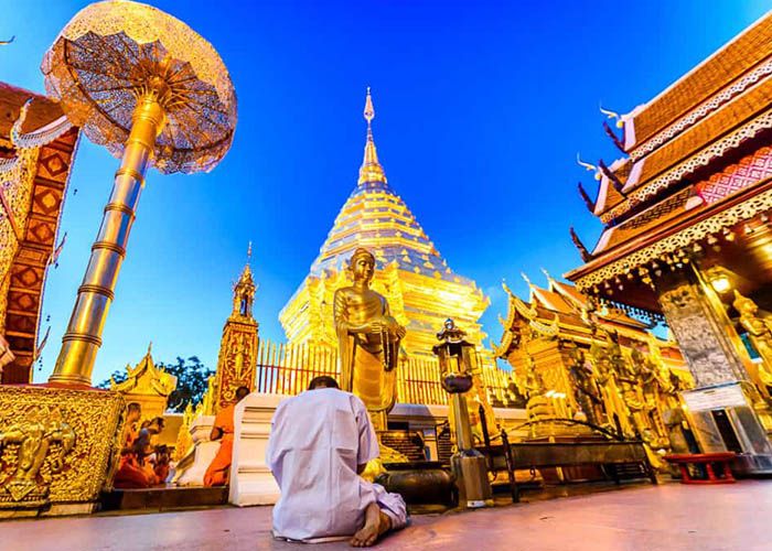 Kinh nghiệm đi chùa ở Thái Lan - Ngôi chùa Wat Phrathat Doi Suthep đẹp và linh thiêng nhất Chiang Mai
