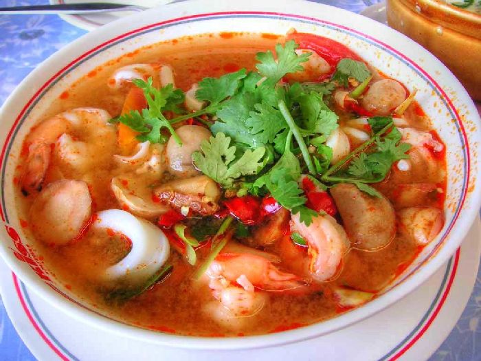 Ăn gì ở phuket - Tom Yum là món ăn nổi tiếng tại Phuke