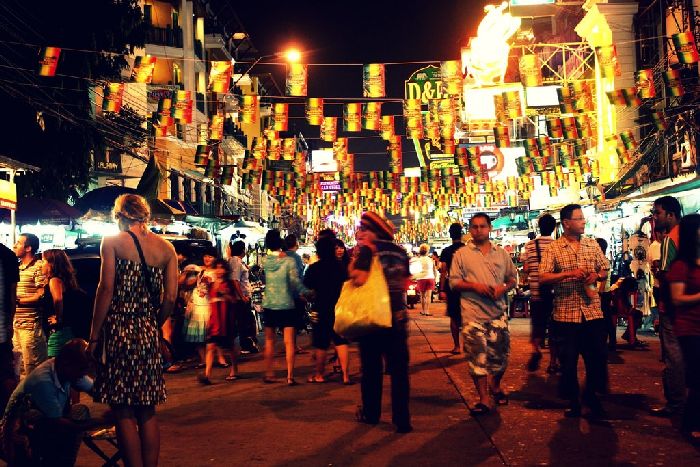 Chợ hoạt động từ 16h đến 22h - Chợ đêm phuket 
