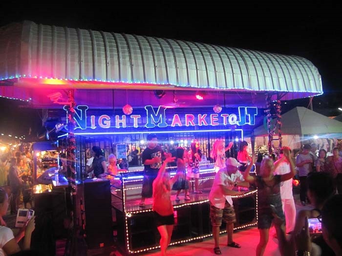 Chợ đêm Pattaya - Không gian sôi động, náo nhiệt