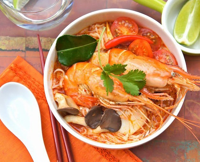 Ăn gì ở Pattaya - Súp tôm cay cay ngon khó cưỡng