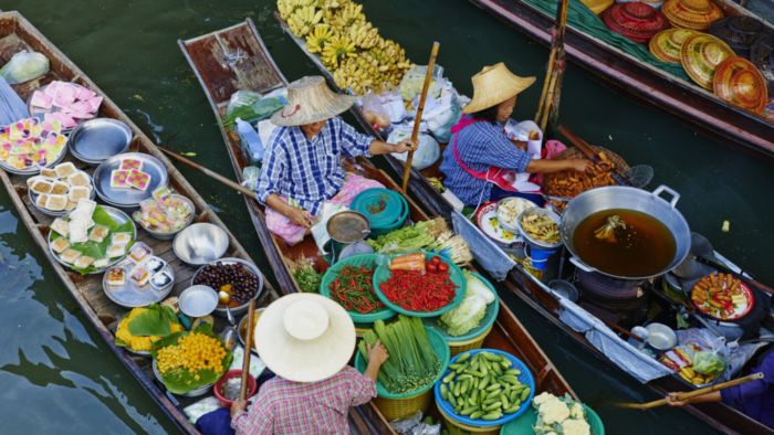 Nhìn Chợ nổi Taling từ trên xuống