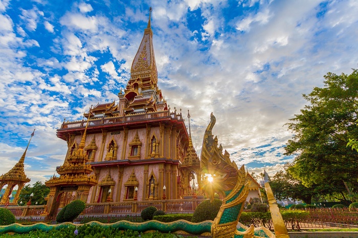 Chơi gì ở Phuket - Đền Wat Chalong