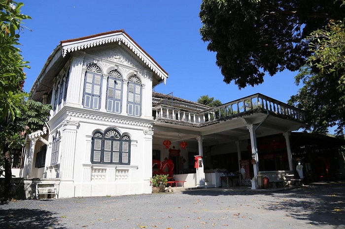 Chơi gì ở Phuket - Ngôi biệt thự Baan Chinpracha