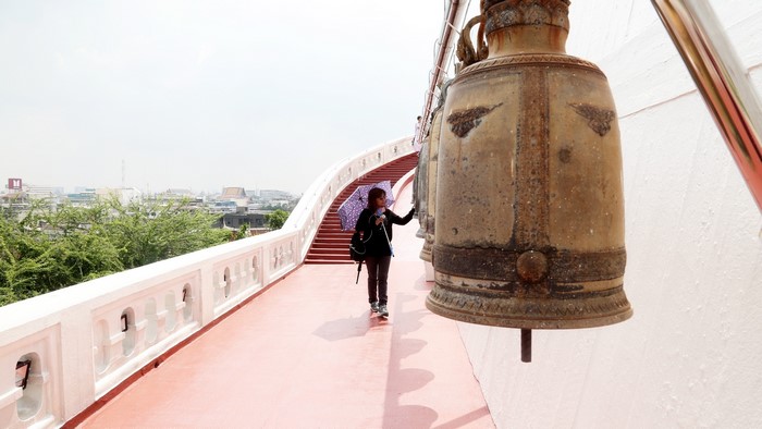 Du khach check in tại chùa Núi Vàng Thái Lan