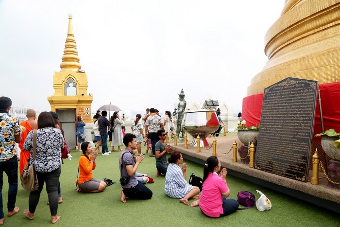 Review chùa núi vàng thái lan  thế giới tâm linh bậc nhất bangkok
