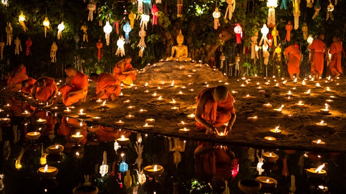 Đi Chiang Mai mùa nào đẹp - Lễ hội Loy Krathong tổ chức vào tháng 11