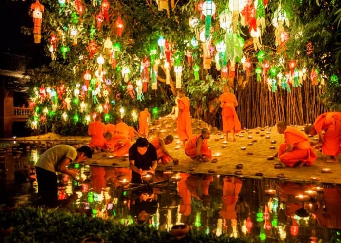 Đi Thái Lan tháng nào đẹp nhất - lễ hội hoa đăng Loy Krathong – Chiang Mai