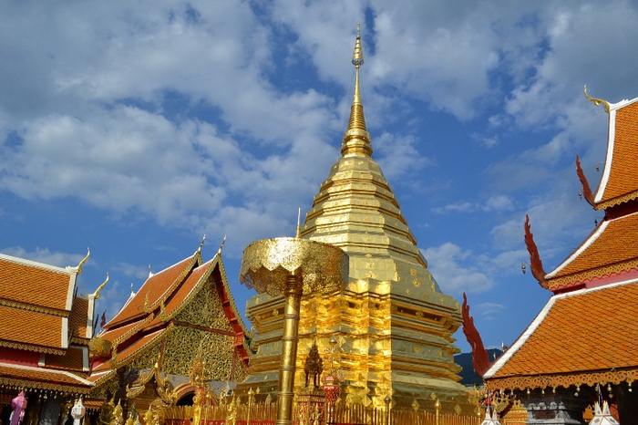 Địa điểm du lịch Chiang Mai - Hình ảnh ngôi chùa Wat Phra That Doi Suthep