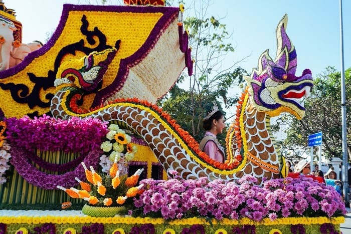 Du lịch Chiang Mai tháng 2 -Lễ hội hoa ngập tràn màu sắc